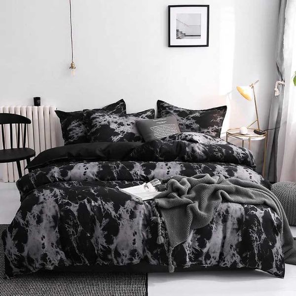 3-piece duvet cover set with matching pillowcases for queen/king or single beds