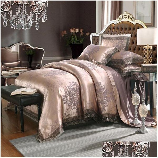 Jacquard four-piece bedding set with lace duvet cover for wholesale home delivery