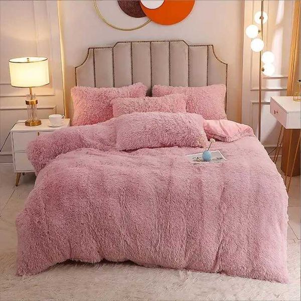 Mink velvet four-piece bedding set featuring single and double-sided milk velvet sheets with crystal velvet and Falai velvet duvet cover Y240730