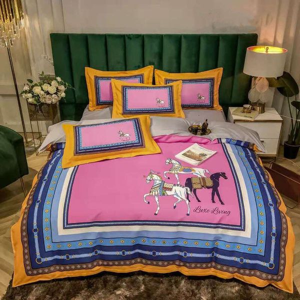 Palace three piece bedding set  
Digitally printed bed linens  
Bedding sheets  
Bed covers