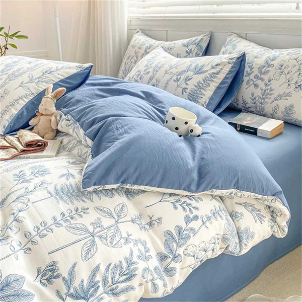 Plant and Flower Home Textiles Pillowcase Comfortable Duvet Cover Blue Floral Four-piece Bedding Set Kids Adults Washed Cotton Y240730

Floral home textile set with comfortable pillowcases, duvet c...