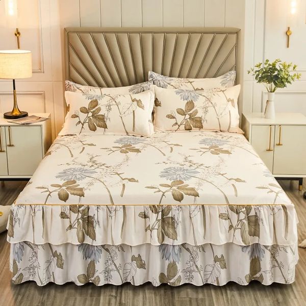 Printed floral bedding with skin-friendly fabric pillowcases in various decorative colors