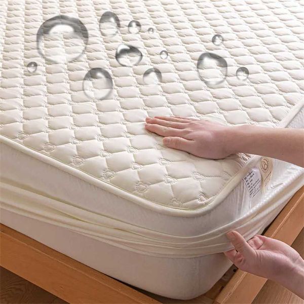 Waterproof, breathable, and slip-resistant sterile mattress protector in sizes 100/140/160 W240907