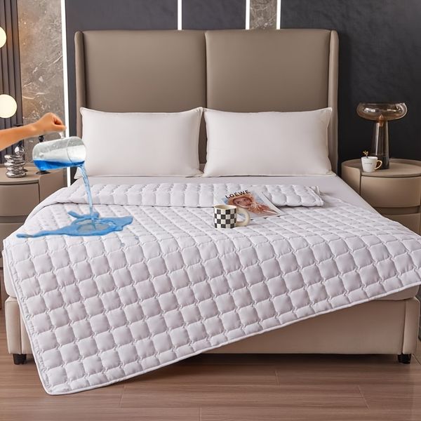 Waterproof quilted mattress topper with washable polyurethane and water-resistant polyester cover, featuring an active print design for bedrooms
