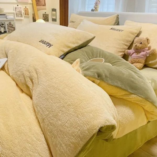 Winter Plush Milk Duvet Cover Set with Velvet Teddy Bed Skirt for Warm Autumn Decor